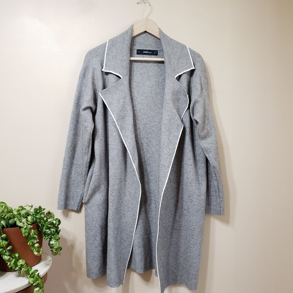 Zara Knit Long Light Weight Coat / Cardigan Gray